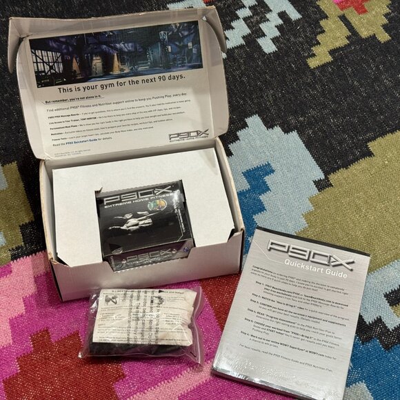 P90X Beachbody 12 DVD Workout Program w/Resistance Band & Nutrition Plan (2009) - Picture 4 of 13